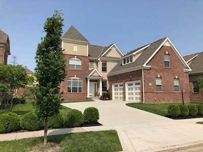 8011 Oak Meadow Drive Dublin, OH 43016