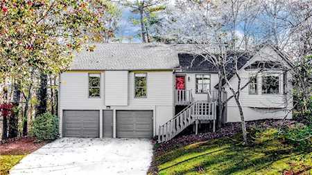 232 Deerchase Dr Woodstock, GA 30188