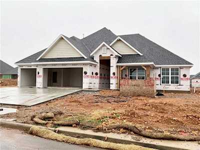1421 Eureka Rd Centerton, AR 72719