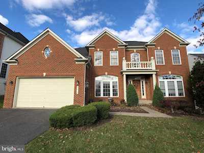 5616 James Gunnell Ln Alexandria, VA 22310