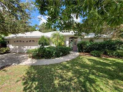 1052 Truman St Nokomis, FL 34275