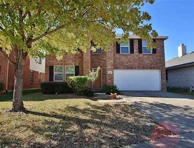 7551 Scarlet View Trail Fort Worth, TX 76131