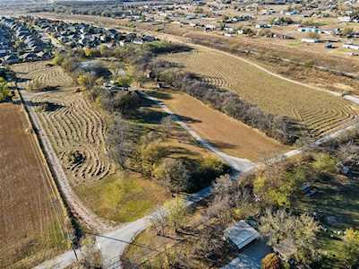 18033 Tydings Road Justin, TX 76247