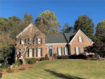 4785 Broxbourne Dr Marietta, GA 30068