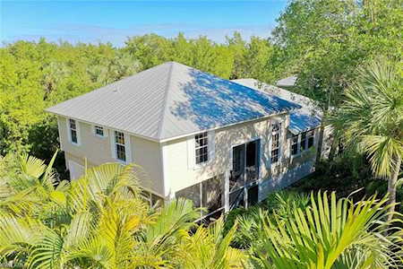 1850 Farm Trl Sanibel, FL 33957
