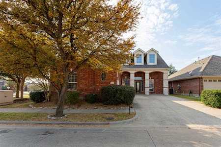 3936 Carmel Mountain Drive Mckinney, TX 75070