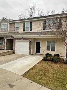 10559 Bunclody Dr Charlotte, NC 28213