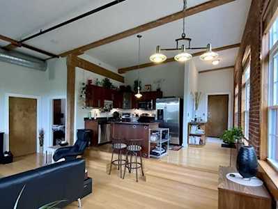 1511 Main St #BPH5 Worcester, MA 01603