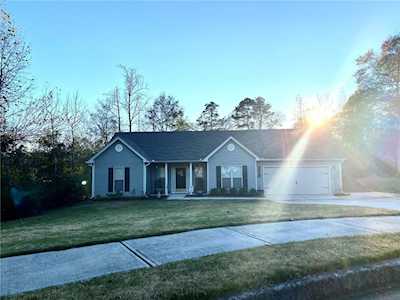1200 Bethany Estates Ct Monroe, GA 30655