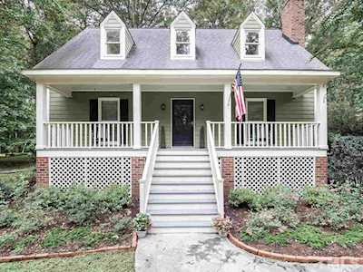 5040 Allanbrooke Lane Fuquay Varina, NC 27526