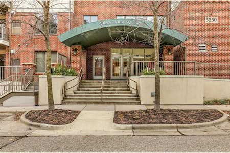 5250 Grandview Square #2403 Edina, MN 55436