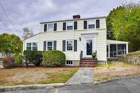 95 Richfield Rd. Arlington, MA 02474