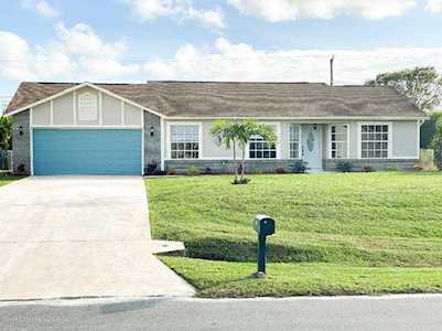 1020 NW Beacon Street Palm Bay, FL 32907