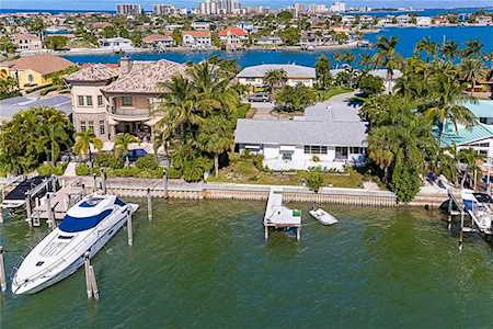 128 Aleta Dr Belleair Beach, FL 33786