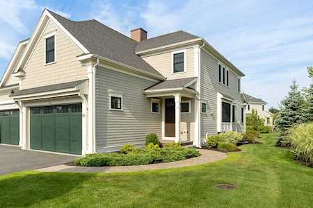 25 Lillian Way #25 Wayland, MA 01778