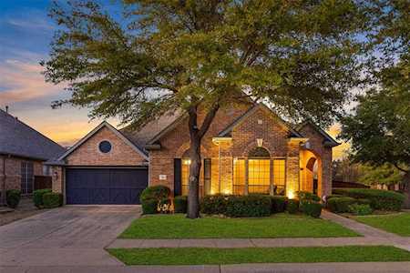 789 Ashleigh Lane Lantana, TX 76226