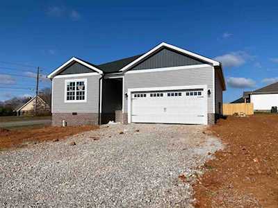 6617 Night Horse Street Bowling Green, KY 42101