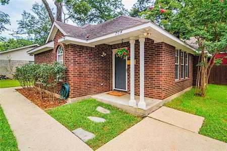 704 1st Avenue Mckinney, TX 75069