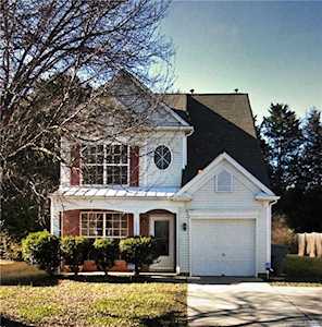 10323 Roundleaf Dr Charlotte, NC 28213
