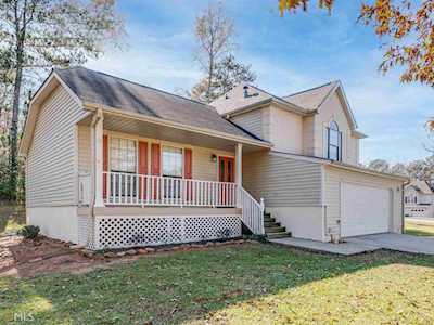 1298 Heritage Ct Hampton, GA 30228
