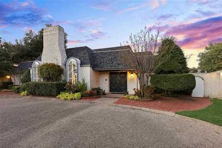 9615 Faircrest Drive Dallas, TX 75238
