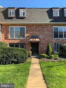 3823 Persimmon Circle Fairfax, VA 22031