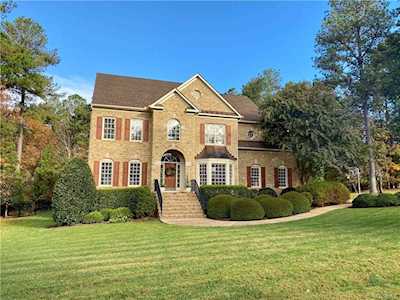 2306 Founders Bridge Rd Midlothian, VA 23113