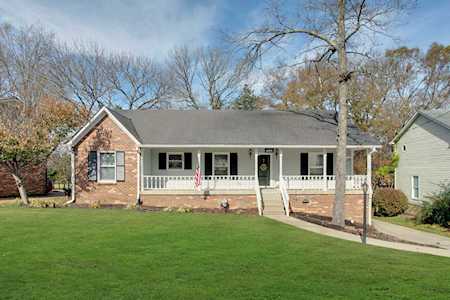 2540 Somerset Dr Nashville, TN 37217