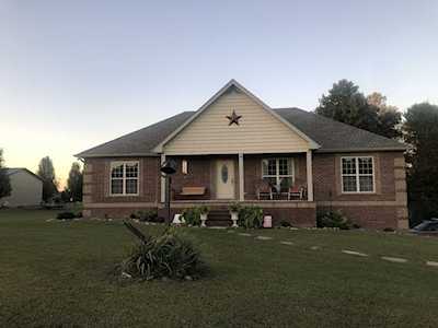 157 Kyson Cir Lafayette, TN 37083