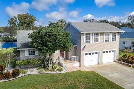 1628 Yellow Brick Rd Astor, FL 32102