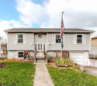 2136 Deauville Drive Lexington, KY 40504