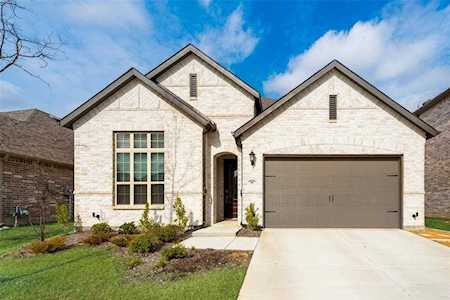807 Westerkirk Drive Celina, TX 75009