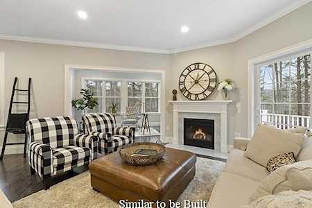 2 Northpond Way #24 Hopkinton, MA 01748