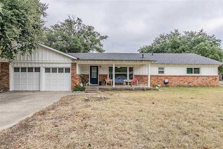 3900 London Lane Richland Hills, TX 76118