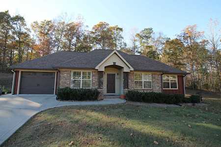 291 Sara Acres Dr Tennessee Ridge, TN 37178