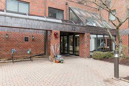 22 Railroad St #210 Andover, MA 01810