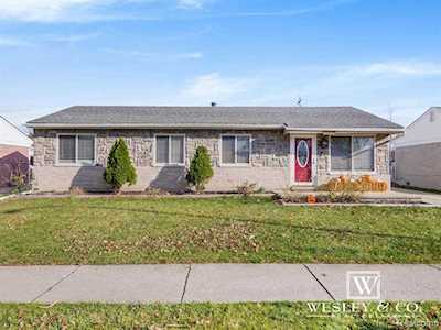 15693 Wendy St Taylor, MI 48180