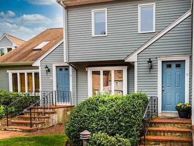 17 Indian Cove Way #17 Easton, MA 02375