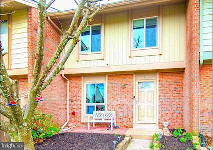 511E Early Fall Ct Herndon, VA 20170