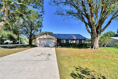 2195 Belaire Dr Winter Haven, FL 33880