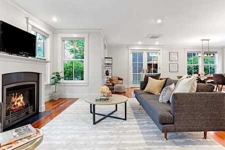 22 Fairmont St #22 Cambridge, MA 02139