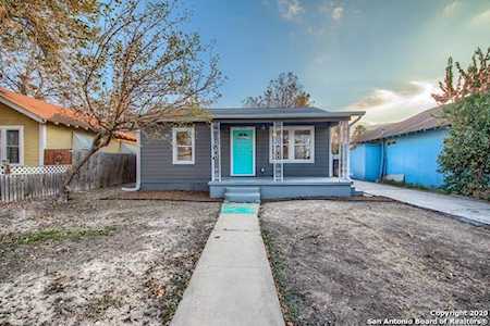 916 W Rosewood Ave San Antonio, TX 78201