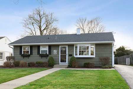 427 E Berry Rd Barrington, IL 60010