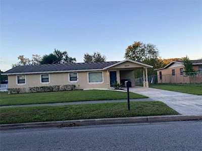 4655 Kozart St Orlando, FL 32811