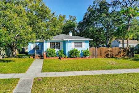1427 40th Ave N St Petersburg, FL 33703