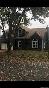 12400 Leaning Oaks Ct Huntersville, NC 28078