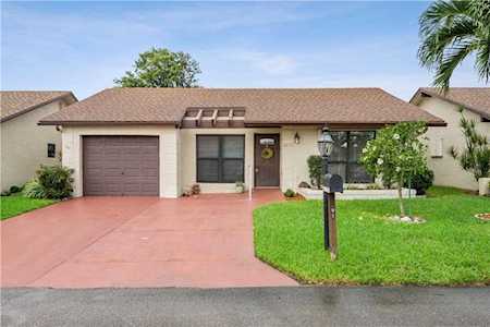 2217 SW 15th Pl Deerfield Beach, FL 33442