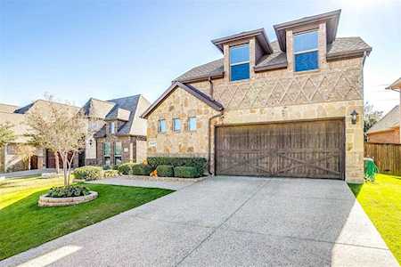 8408 La Fontaine Drive North Richland Hills, TX 76182