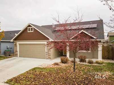 5632 N Hertford Way Boise, ID 83714