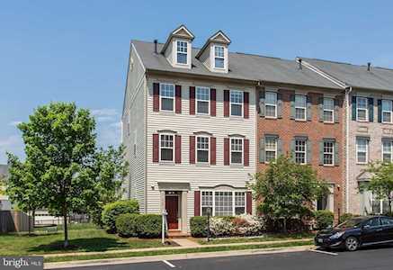 9154 Ribbon Falls Loop Bristow, VA 20136